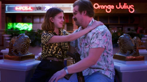 Stranger Things: Ator David Harbour promete final "emocionante"