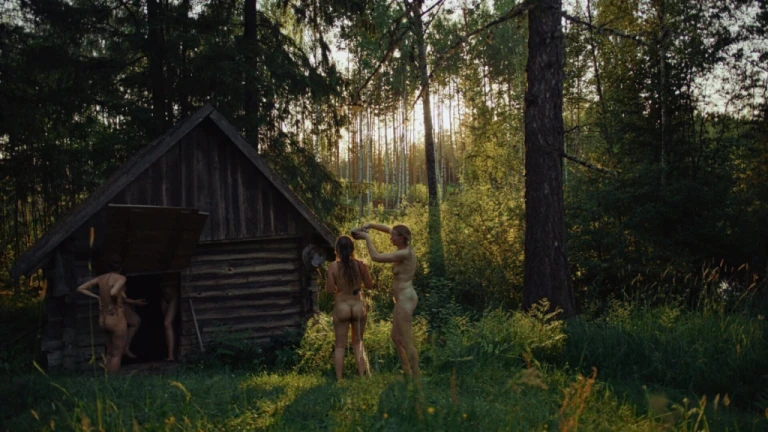 "A Irmandade da Sauna" vai ter emissão especial no cinema com realizadora, Anna Hints