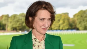 Haydn Gwynne, atriz em 'The Crown' morre aos 66 anos